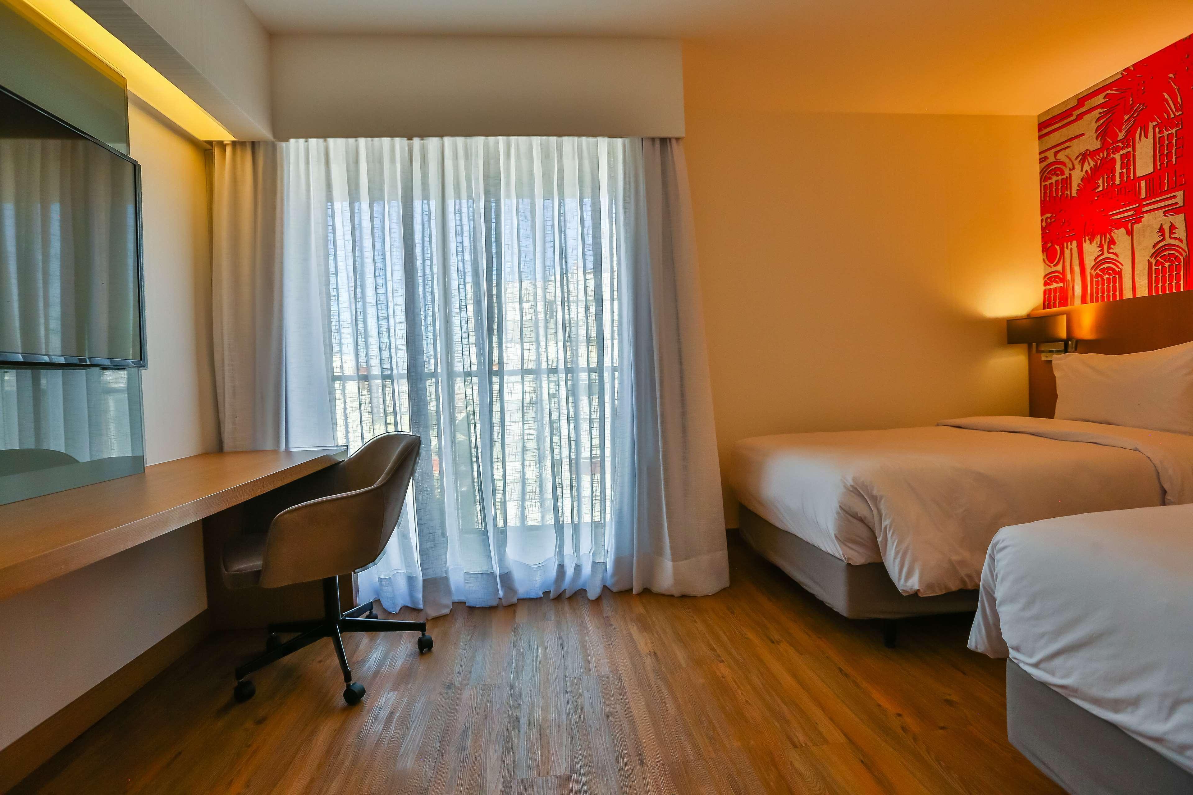 Hotel Radisson Red Campinas 5*