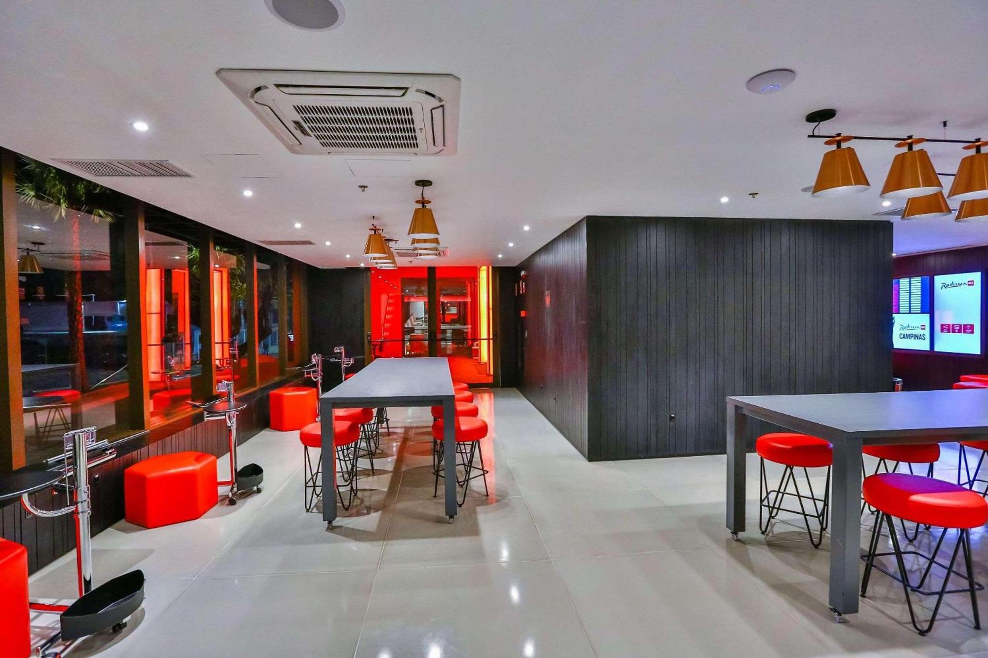 Hotel Radisson Red Campinas